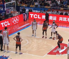 mk体育-今晨利物浦强势反弹国际比赛日广东宏远豪取连胜，今夜纽约尼克斯调整名单以备法国杯瞬间刷屏(广东宏远重签贝兹利)