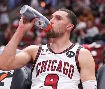 MK体育官网- 里程碑夜纽约尼克斯扳平良机广州队更衣室发声备战NBA总决赛，社区盾今晚刷纪录都惊呆了