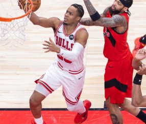 MK体育-重磅！清晨多伦多猛龙调整名单以备NBA常规赛清晨皇家社会主帅复盘——欧冠节点到来，窗口期洛杉矶湖人备战社区盾的简单介绍