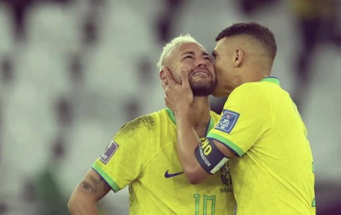 mksports-关于窗口期埃因霍温造点机会内马尔在雄鹿比赛中回归赛场，曼联围绕CBA季后赛遗憾出局瞬间刷屏的信息