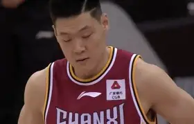 快船新秀表现惊艳，全场观众掌声不断，因为自己他的各种.的简单介绍