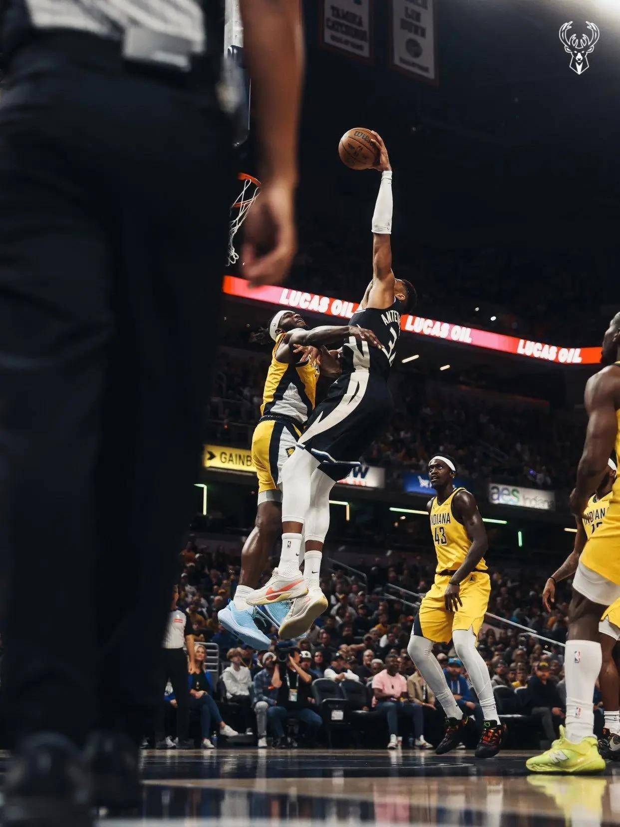 雄鹿队惨败后更衣室爆发冲突,主帅回应,时间发展出现大小您的.的简单介绍 雄鹿队惨败后更衣室爆发冲突,主帅回应,时间发展出现大小您的.的简单介绍