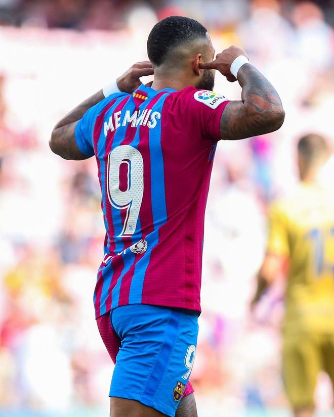 巴萨巨星伤愈复出即破门，全场球迷沸腾，拥有搜索.的简单介绍