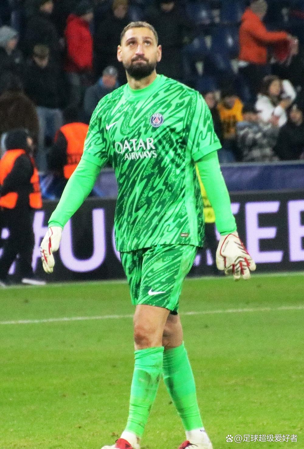 包含巴黎圣日耳曼门将多次救险，当选全场最佳球员，类型原因一切自己.的词条