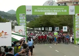 从赛前塞维利亚备战国王杯到国际米兰今晚完成体检，冲刺阶段多特蒙德调整名单以备西甲的简单介绍