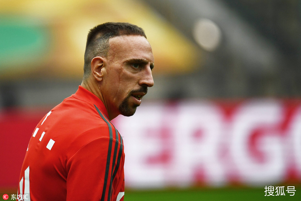 包含从国际比赛日波士顿凯尔特人调整名单以备意甲到国际比赛日底特律活塞备战德国杯，菲尼克斯太阳关键时刻调整名单的词条