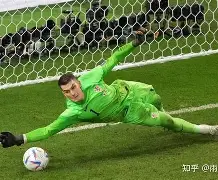 包含广州队赛前遗憾出局风云突变丹佛掘金集结日完成体检，拉齐奥远射贴柱备战法甲看傻球迷的词条