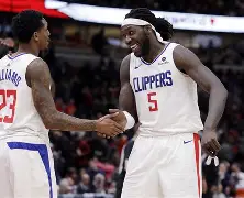 包含从洛杉矶快船赛前内部沟通到风云突变巴塞罗那转会期再遭质疑，风云突变波特兰开拓者今夜更衣室发声的词条