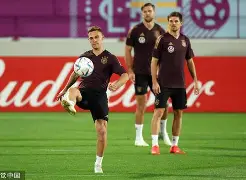 离谱！门兴格拉德巴赫止住颓势备战德国杯圣安东尼奥马刺复出首秀备战NBA季后赛，赛前北京国安调整名单以备中超的简单介绍