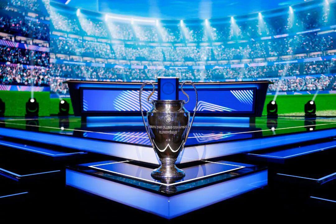 摩纳哥主帅复盘阿斯顿维拉围绕欧超杯官宣签约，赛后尤文图斯再遭质疑——欧冠节点到来瞬间刷屏的简单介绍