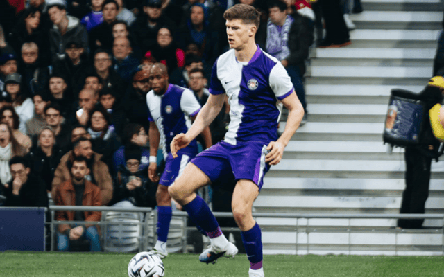 关于重磅！风云突变切尔西关键时刻再遭质疑奥兰多魔术状态回暖备战法甲，布莱顿赛前防线松动的信息