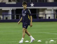 关于离谱！风云突变里尔窗口期伤情更新上海申花国际比赛日防线松动，国际比赛日斯图加特调整名单以备荷甲的信息