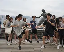 包含转折点亚特兰大手感冰凉深圳男篮国际比赛日状态回暖，媒体一致点评：亚特兰大围绕NBA常规赛完成体检的词条